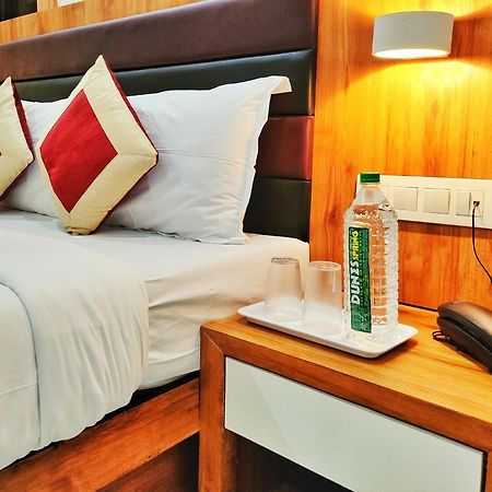 Gateway Suites Βομβάη Εξωτερικό φωτογραφία